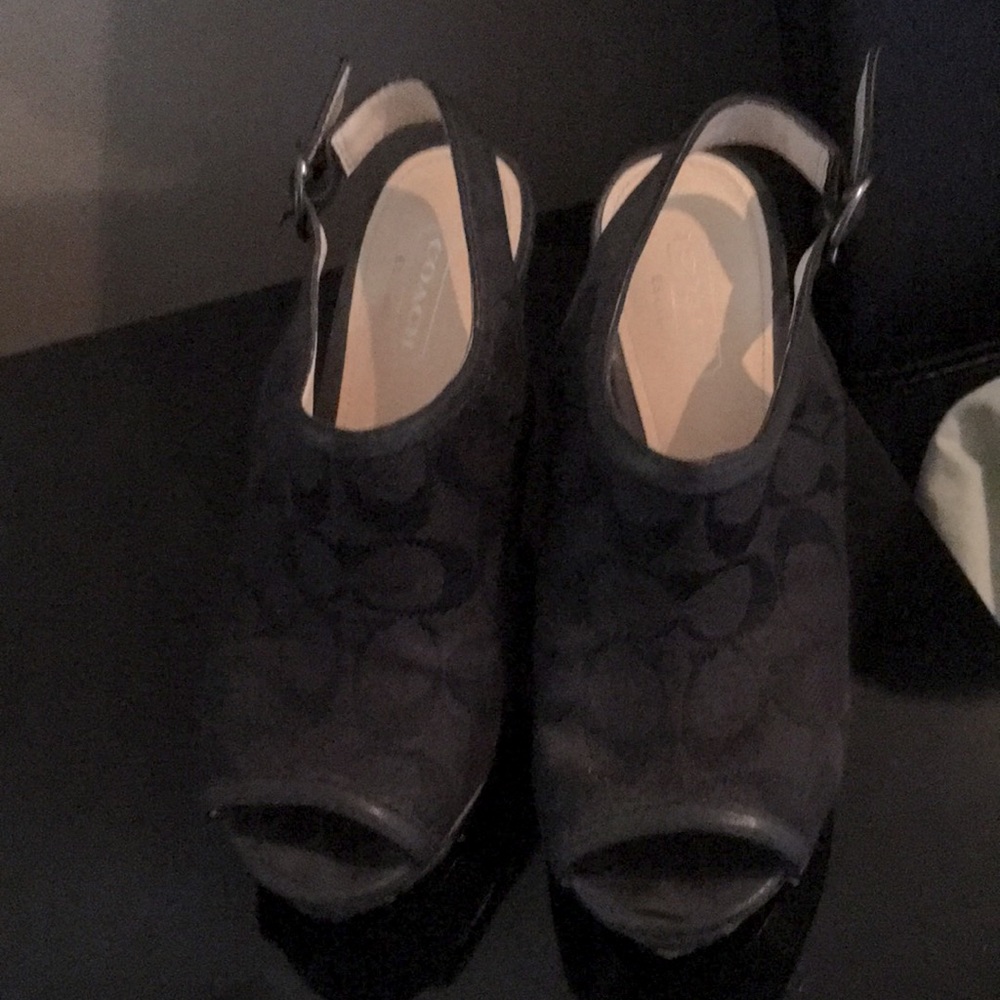 Women’s coach shoes